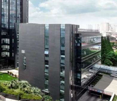 企业官网定制中的响应式设计与SEO适配：北京网林时代科技技术实践